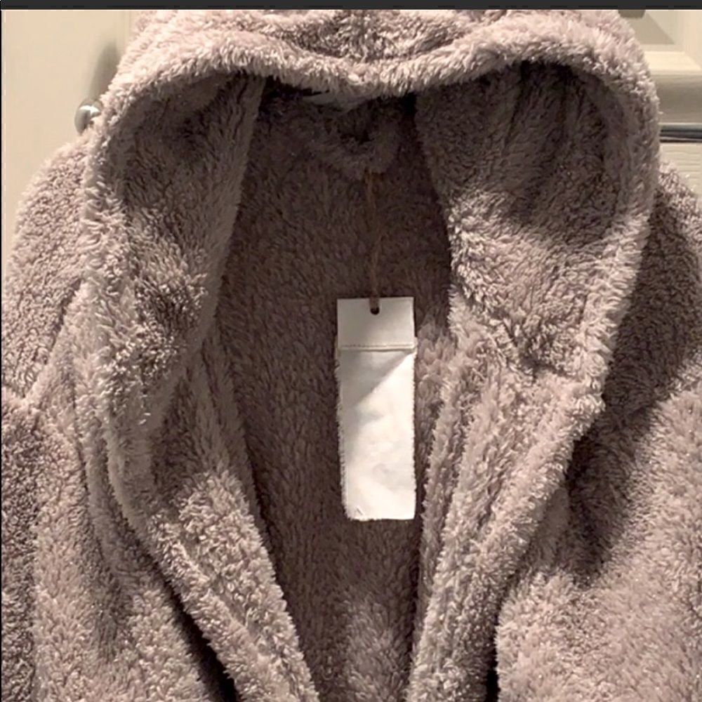 For All The Cat Lovers Out There A Cute Bathrobe